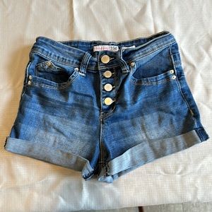 YWI Girls jean shorts!!